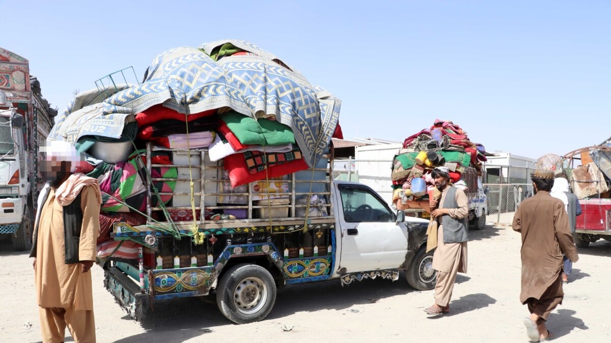 تېرو درېیو ورځو کې ایران او پاکستان نږدې شپږ زره افغانان راشړلي