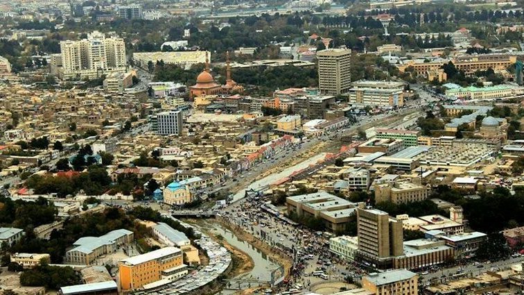 د کورنیو چارو وزیر: نړۍ دې نور پر افغانانو زور نه ازمایي